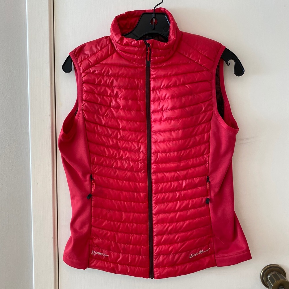 Eddie Bauer Women’s MicroTherm Vest in Red